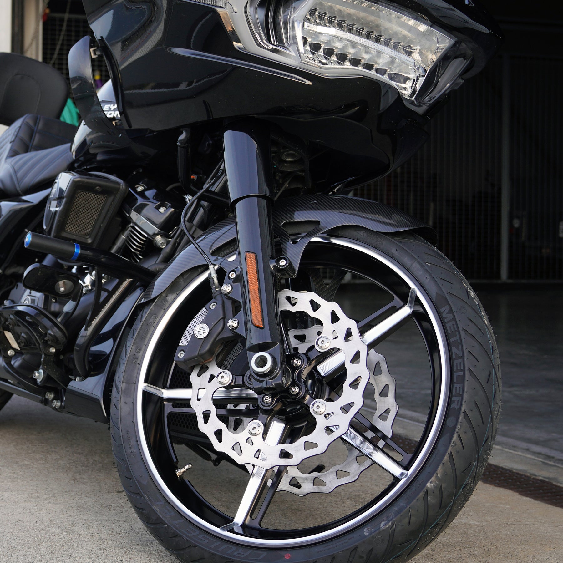 Carbon Fiber Pro Sport Front Fender