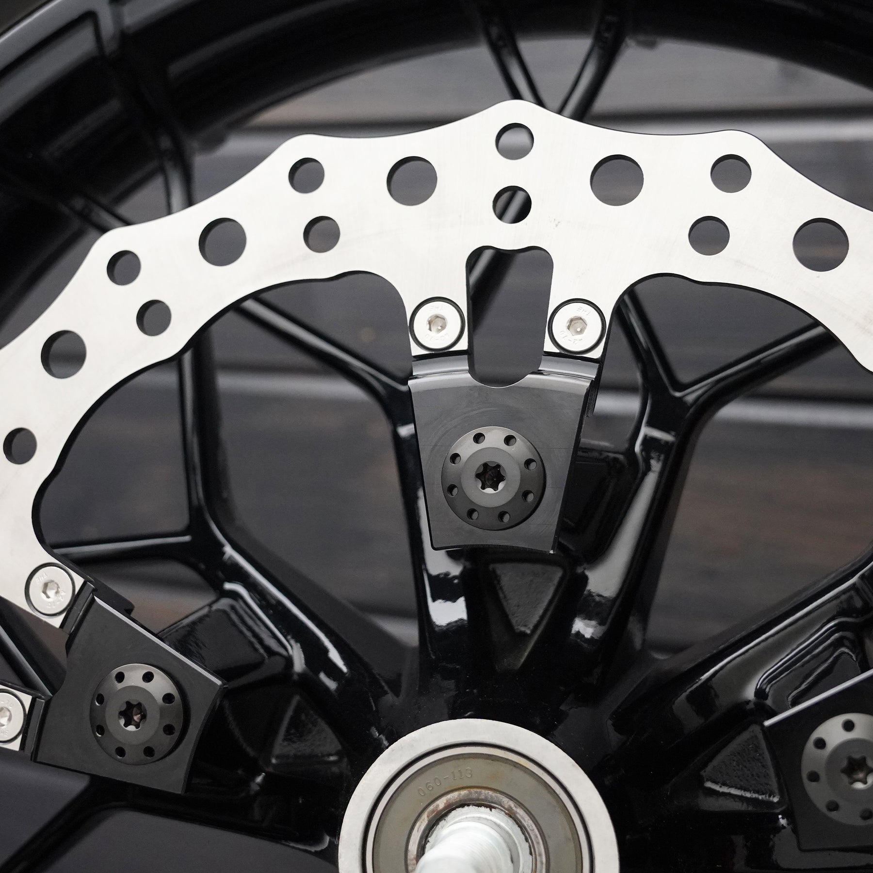 Titanium Floating Rotor Bolts, FLT Touring / Black