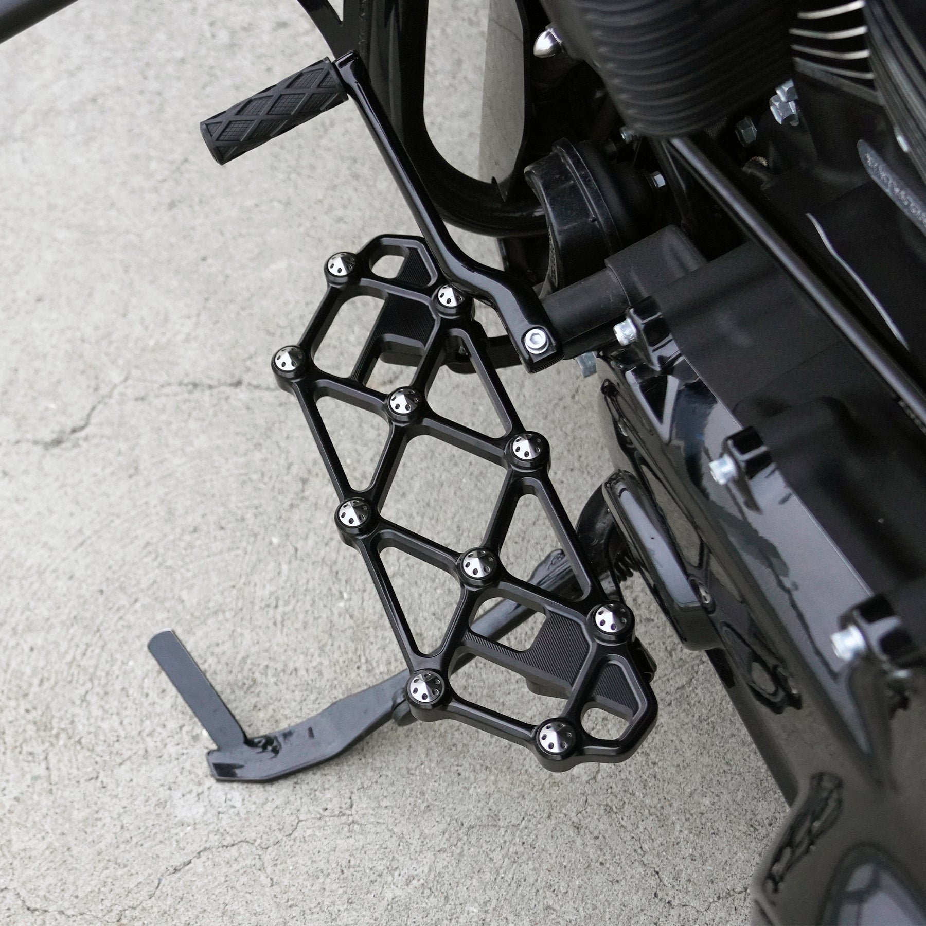 Diamond Floorboards, Black
