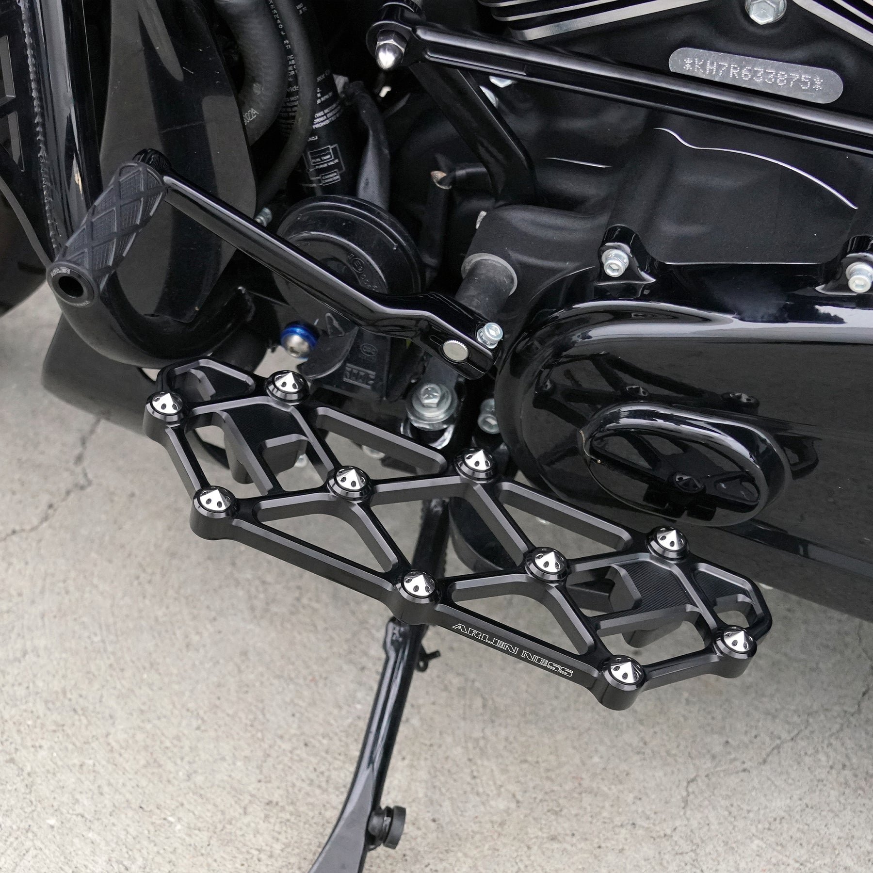 Diamond Floorboards, Black