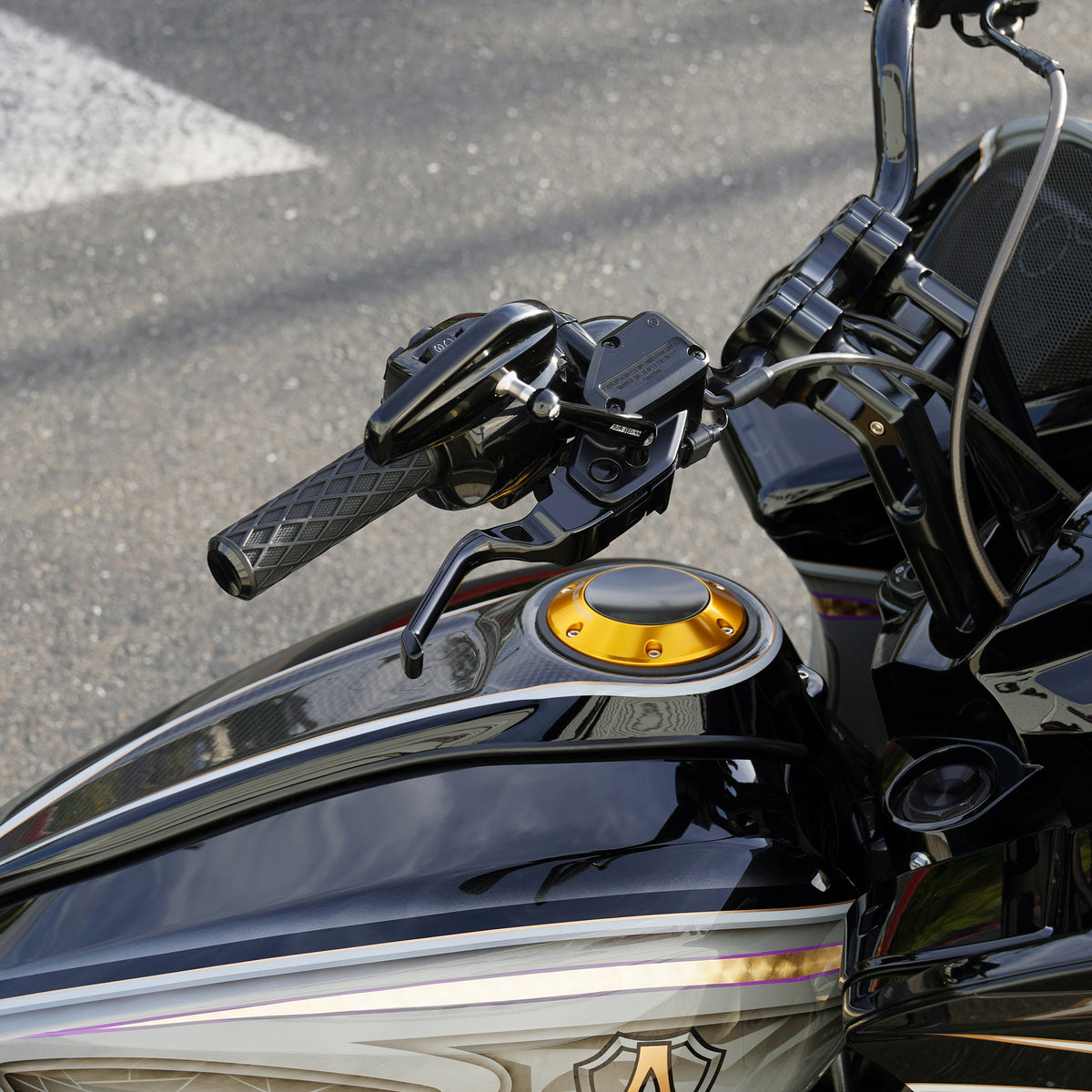 Method® Hand Levers for 2024-up Touring, Black – ArlenNess