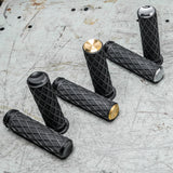 Diamond Grips, Black