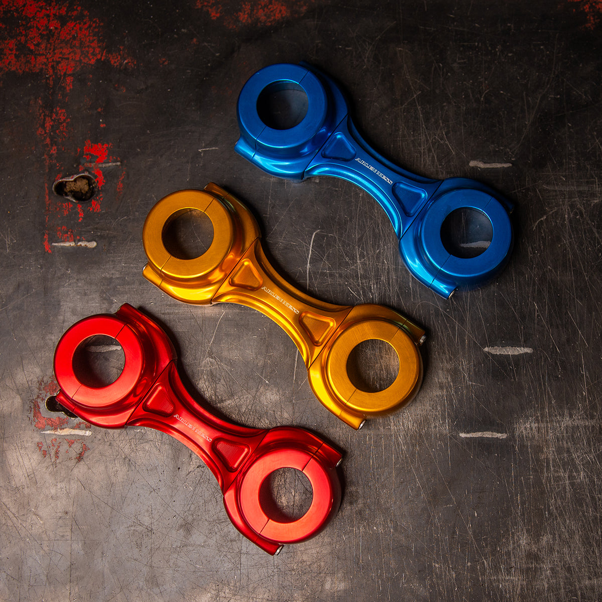 Method® Fork Brace, Red