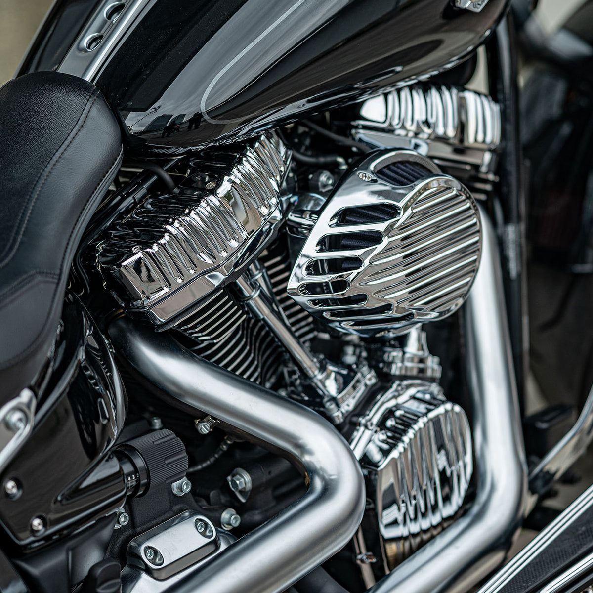 Rough Crafts® Finned Air Cleaner, Chrome – ArlenNess