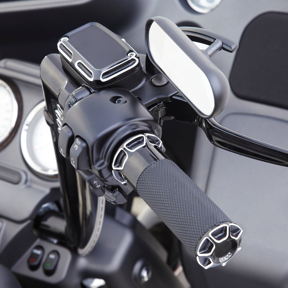 Beveled® Grips, Black – ArlenNess