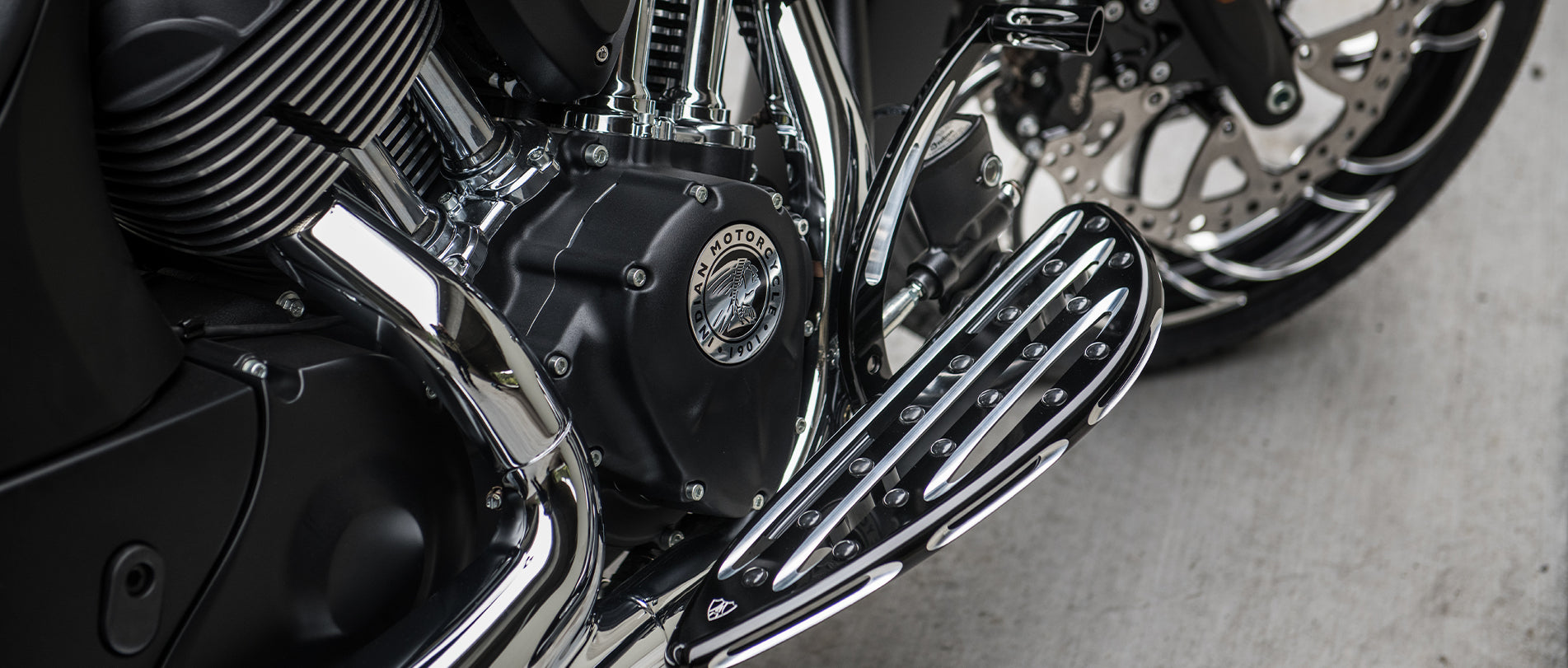 Footpegs & Foot Controls For Indian Motorcycle®
