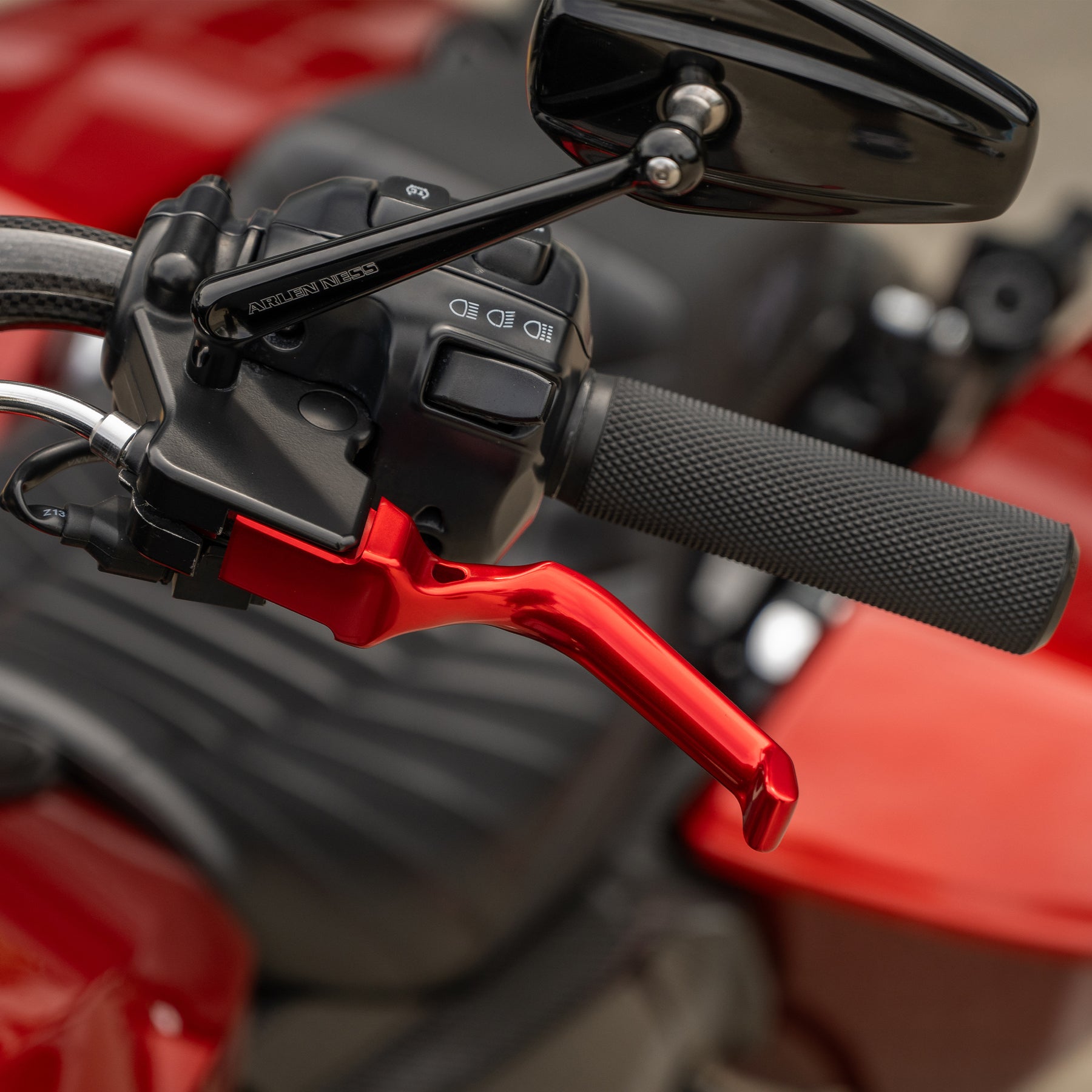 Method® Hand Levers for 2024-up Touring, Red