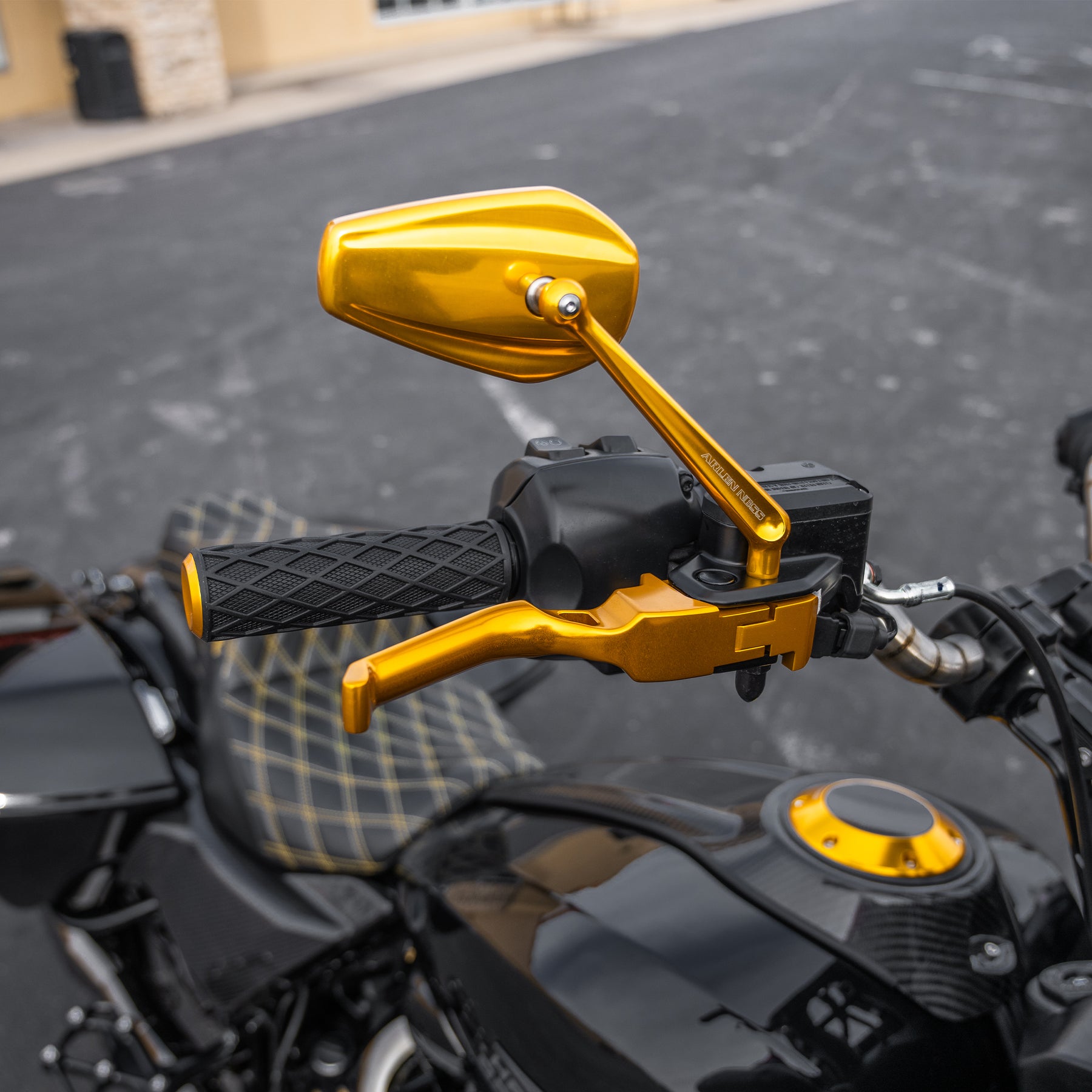 Mini Stocker Forged Mirrors, Gold