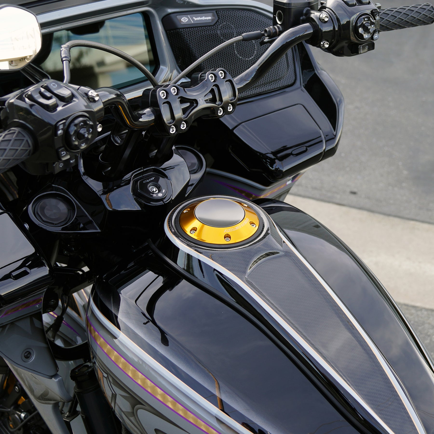 Pop-Up Gas Caps for 2024-up Touring, Gold