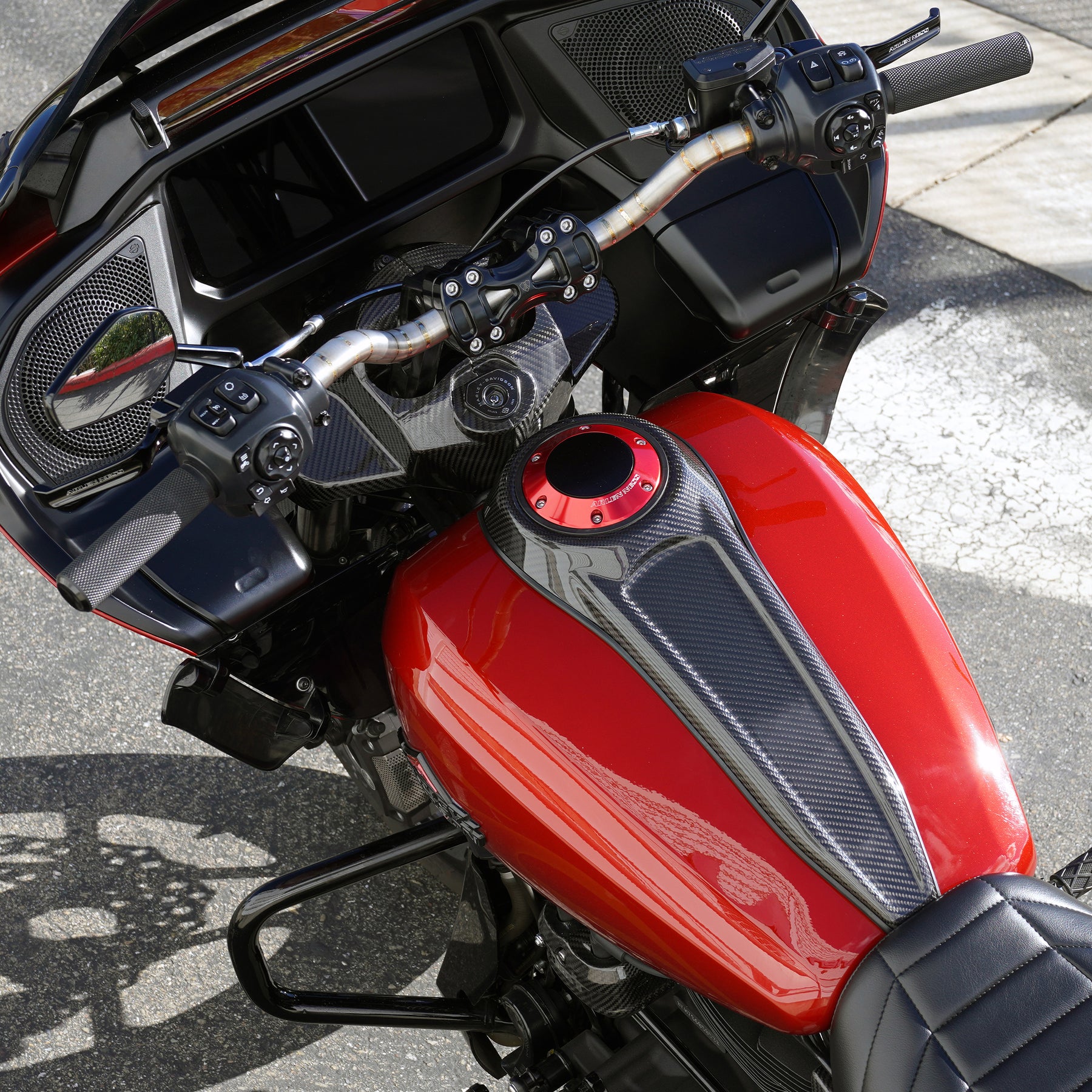 Carbon Fiber Fork Cover, 2024-2026 Road Glide